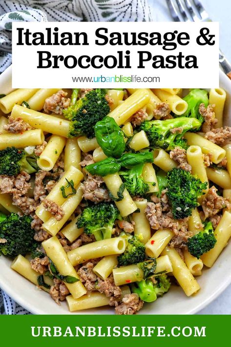 This Italian sausage and broccoli pasta is a hearty, satisfying dinner that you can make in under 30 minutes. Get the recipe plus more 30-minute recipes at UrbanBlissLife.com. Sausage And Broccoli Pasta, Bread Recipes Breakfast, Sausage Broccoli Pasta, Broccoli Sausage, Main Dishes Meat, Sausage And Broccoli, Bone Apple Tea, Sausage Broccoli, Italian Entrees