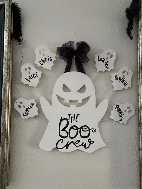 Ghost Dollar Tree, Dollar Tree Wood Ghost Crafts, Dollar Tree Ghost Sign, Diy Wood Ghost, Dollar Tree Halloween Wood Crafts, Dollar Tree Wooden Ghost Diy, Ghost Wood Cutout, Dollar Tree Wooden Ghost, Ghost Wood Crafts