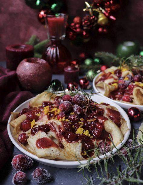 Crêpes with Cranberry Wine Sauce (Christmas Crepes Recipe) Cranberry Crepes, Christmas Crepes, Salmon Crepes, Baking Lessons, Cranberry Wine, Turkey Cranberry, Crepes Recipe, Batter Recipe, Savory Pies