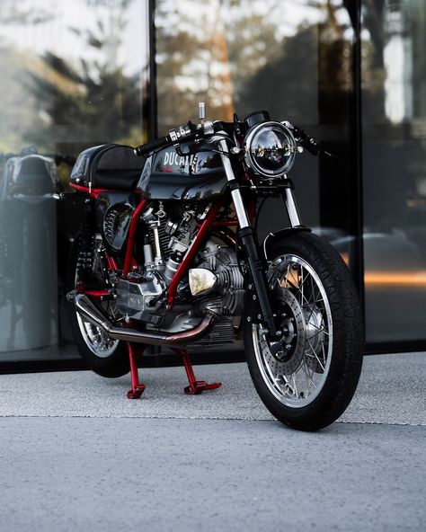 The final photo drop for this work of art. ⁠ ⁠ The Ducati 900ss Carbon Fibre Cafe Racer was a project that stands out for a couple of reasons.⁠ ⁠ Firstly the rarity, these bikes are scarce, to say the least.⁠ ⁠ A full carbon fibre body kit is something we don't see very often.⁠ ⁠ Lastly, this project was not about making our modifications stand out, it was about tying the whole thing in together to create a complete picture. ⁠ ⁠ We reckon the results speak for themselves. This project was a p... Ducati Art, Ducati 900ss, Custom Exhaust, Ducati Cafe Racer, Photo Drop, Light Black, Black Box, Body Kit, Ducati