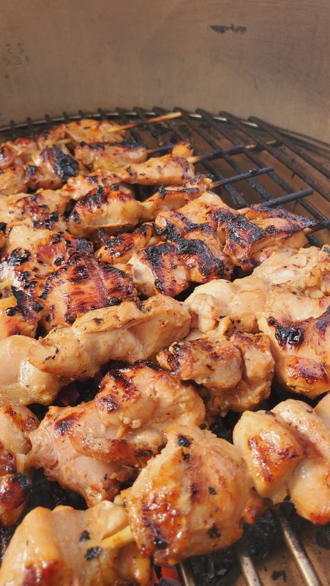 Filipino Barbecue Marinade with Dayum Tasty Asian Filipino Barbecue, Banana Sauce, Barbecue Marinade, Asian Seasoning, Man Recipes, Kabob Skewers, Skewer Recipes, Barbecue Chicken, Food Favorites