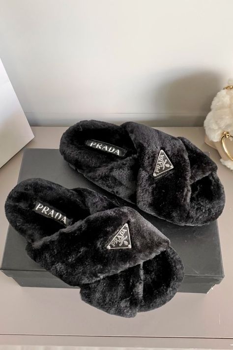 Fluffy Shoes, Prada Triangle, Dr Shoes, Fashion Shoes Heels, Plush Slippers, Hype Shoes, Girly Shoes, Aesthetic Shoes, Beach Casual