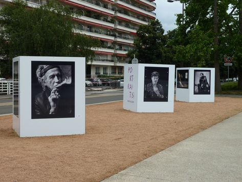 Photo Gallery Exhibition Design, Portrait Exhibition Display, Exhibition Display Design, Mark Seliger, Park Signage, Corporate Event Design, Museum Exhibition Design, Urban Landscape Design, Event Display