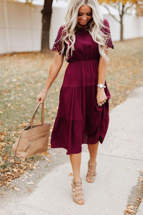 Cute Dresses For Church, Maroon Midi Dress, Women Haircuts Long, Cute Modest Outfits, Maroon Dress, Retro Hairstyles, Burgundy Dress, French Fashion, Looks Vintage