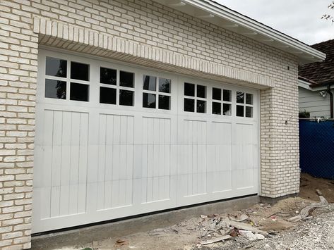 When it comes to enhancing the curb appeal and functionality of your home, selecting the right garage door is a crucial decision. With many options available on the market, choosing the best type of garage door can sometimes be overwhelming. In this guide, we'll explore the various types of garage doors and help you make an informed decision that suits Farmhouse Garage Doors, Window Garage Door, Contemporary Garage Doors, Contemporary Garage, Garage Door Parts, Garage Door Windows, Farmhouse Garage, Wood Lake, Contemporary Doors