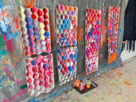 Reggio Art Studio, Preschool Open Ended Art, Open Ended Art For Toddlers, Process Art Toddlers, Reggio Inspired Classrooms Preschool, Reggio Emilia Art Projects, Toddler Provocations, Preschool Art Studio, Dayhome Ideas