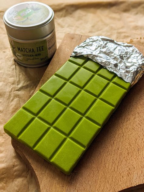 Matcha Chocolate Bar, Colourful Chocolates, Matcha Sweets, Matcha Pistachio, Pistachio Filling, Vegan Bakes, Pistachio Chocolate, Vegan Chocolate Bars, Matcha Lover