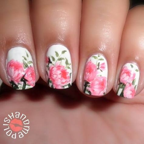 Peony Nails, Eyelash Extension Studio, Accent Nail Art, Flower Species, Love Nail Art, Chrome Manicure, Lily Nails, Quick Nail Art, Nail Designs Tutorial