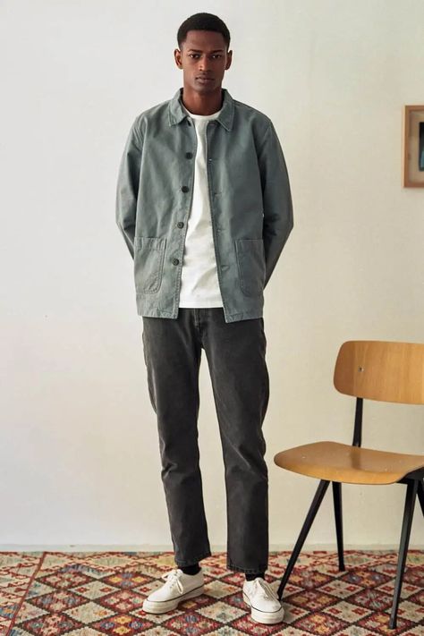 Men’s Chore Jacket, Mens Chore Jacket, Worker Jacket Outfit, Chore Jacket Outfit, Outfit Sobrecamisa, Men's Spring Outfits, Spring Outfits For Men, Workwear Fashion Men, Trendy Mens Jeans