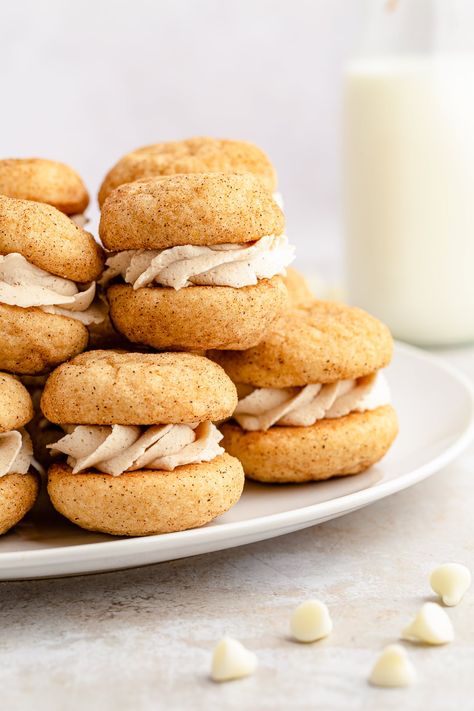 Snickerdoodle Whoopie Pie Recipe, Snickerdoodle Sandwich Cookies, Best Cookie Recipe Ever, Cinnamon Frosting, Cream Cheese Roll Up, White Chocolate Frosting, Sticky Buns Recipes, Cream Cheese Wontons, Sour Cream Coffee Cake