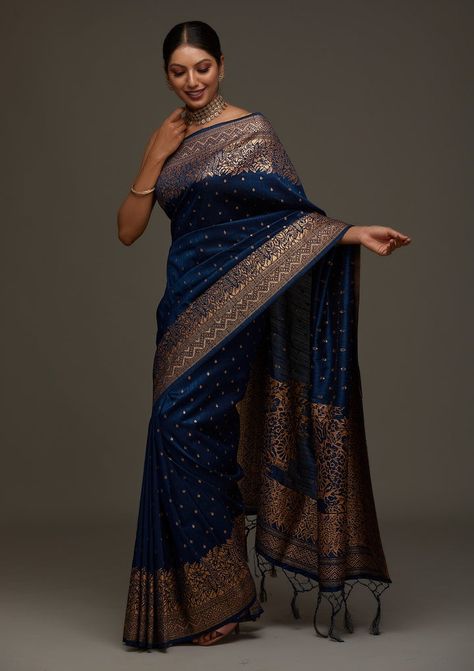 Peacock Blue Saree, Kanchi Saree, Banarasi Fabric, Indian Fits, Formal Saree, Saree Wearing Styles, Simple Saree Designs, Saree Wearing, Indian Outfits Lehenga