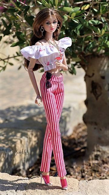 Barbie Hacks, Accessoires Barbie, Barbie Wardrobe, Barbie Doll Clothing Patterns, Diy Barbie Clothes, Diva Dolls, Barbie Dress Fashion, Barbie Clothes Patterns, Poppy Parker Dolls