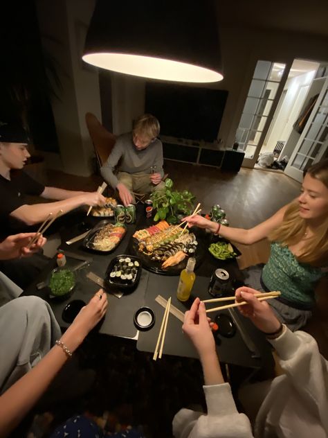 Sushi Night With Friends, Sushi With Friends, 2025 Moodboard, Hangout Ideas, Sushi Lunch, Lunch With Friends, Sushi Night, Takeout Food, Birthday Planning