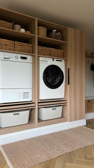 Ikea Laundry Room Cabinets, Ikea Laundry, Ikea Laundry Room, Dream Laundry Room, Laundry Room Layouts, Laundry Room Renovation, Room Hacks, Laundry Design, Modern Laundry Rooms