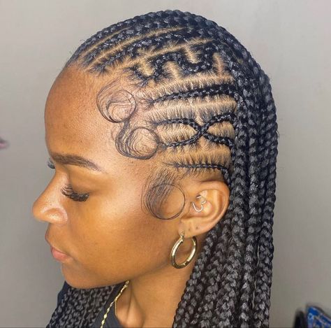 Fulani Styles, Fulani Knotless Braids, Corn Roll Hair Styles, Hair Braid Patterns, Cornrows Natural Hair, Black Kids Braids Hairstyles, Cornrows Braids For Black Women, Cabello Afro Natural, Natural Hair Bun Styles