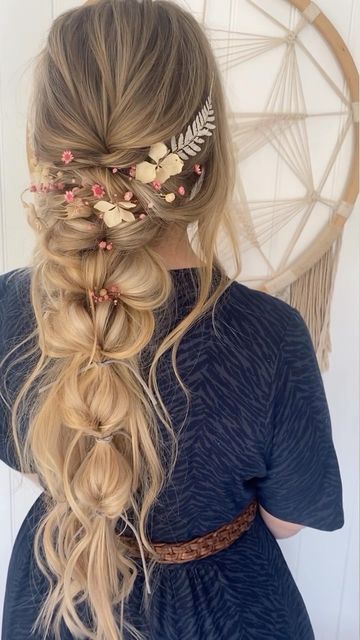 Liz Cooper on Instagram: "2024 brides this is your year 🥳 Using extensions I can style your dream hair so don’t worry if you don’t have long thick hair! Really hope the mermaid braid will be as popular as ever this wedding season 🫶🏼 Stylists come and see me @theweddingparty2024 perfect chance to up your boho styling skills and meet your industry friends il be joined by @loveisinthehairbysabrina and @nicolakristel_hair show casing their predictions for 2024✨🤍 So much education in one place! #bohohair #bridalhaireducation #mermaidbraid #bridalhairtutorial #londonbrides #hampshireweddinghair #bridalhairstyling #weddinghairinspo #clipinextensions #beyondtheponytail" Wedding Boho Braid Hairstyles, Long Braid For Wedding, Bridesmaid Hair Plait, Boho Bride Hair, Wedding Braid Hairstyles, Bridal Braid, Wedding Braid, Boho Braided Hairstyles, Boho Braid