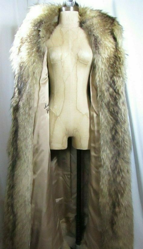 BEAUTIFUL VINTAGE COYOTE Full Length Fur Coat Size medium/Large - $745.99 | PicClick Coyote Fur Coat, Leopard Fur Coat, Raccoon Fur Coat, Coyote Fur, Suede Vest, Real Fur, Kendall Jenner Style, Fox Fur, Fur Trim