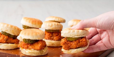 chicken and biscuit sliders horizontal Biscuit Sliders, Small Sandwiches, Chicken Biscuit, Southern Breakfast, Slider Sandwiches, Breakfast Party Foods, Biscuit Sandwich, Chicken Sliders, Chicken And Biscuits