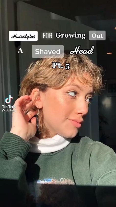 Hair Growing Out Styles Short, Short Hair For Growing Out, Cute Hairstyles For Growing Out Short Hair, Outfit Inspo For Short Hair, Growing Out Hairstyles Ideas, Hairstyles For Short Mullet Hair, Short Hairstyles For Growing Out Hair, Hairstyles For Shaved Hair, Style Mullet Short Hair