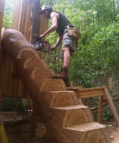 Tree Stump Stairs, Log Steps Outdoor, Unique Deck Ideas Creative, Log Tree House, Log Landscaping Ideas, Log Stairs Outdoor, Logs Ideas Garden, Wooden Log Ideas, Tree Log Ideas Outdoor