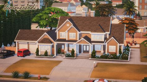 Del Sol Valley Sims 4 House, Suburban Family Home, Sims 4 Family House, Family Houses, Sims 4 Speed Build, Sims 4 Family, House With Balcony, Shell House, Sims 4 House Plans