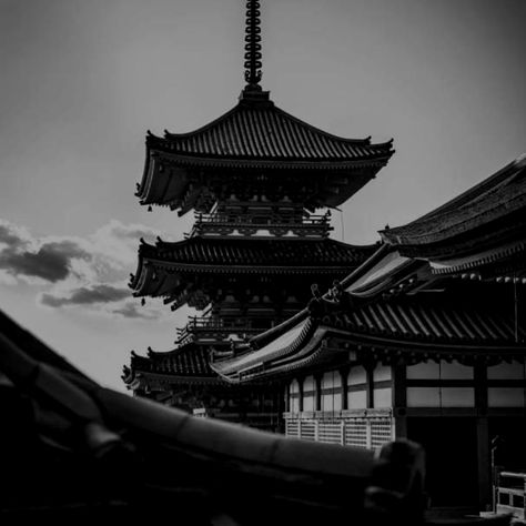 Black White Japanese Aesthetic, Japanese Warrior Aesthetic, Black Japan Aesthetic, Japan Black Aesthetic, Japanese Dark Aesthetic, Dark Asian Aesthetic, Dark Japan Aesthetic, Ancient Korea Aesthetic, Japanese Samurai Aesthetic