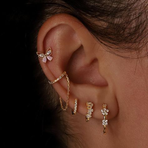 Pink Moonstone, Cute Ear Piercings, Conch Piercing, Gold Butterfly, Butterfly Earrings, I Love Jewelry, Conch, Piercing Jewelry, Ear Piercings