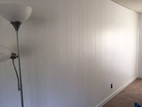 Transform a room by painting old wood paneling [Easy 4-step DIY Guide] - Learn Along with Me Wood Panel Painted White, Painting Paneling Walls, Old Wood Paneling, Faux Wood Paneling, Paint Over Wood Paneling, Paint Wood Paneling, Wood Paneling Makeover, Paneling Makeover, White Baseboards