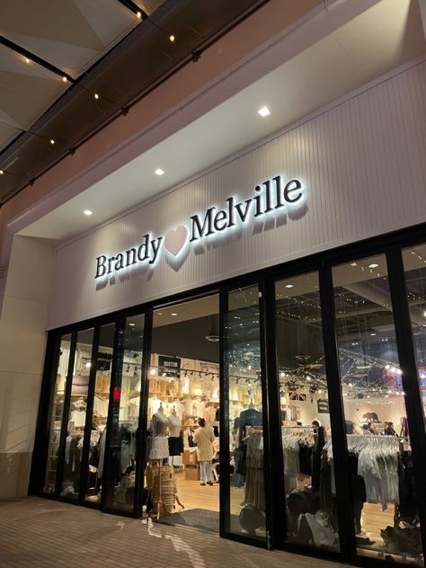 brandy melville store, irvine spectrum center CA Brandy Melville Store, Irvine Spectrum Center, Fashion Valley, Irvine Spectrum, Only Fashion, Live Laugh Love, About Fashion, Brandy Melville, Brandy