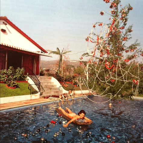 California Christmas 1954 California Christmas, Slim Aarons, California Cool, Vintage California, Christmas Past, Carving Tools, Christmas Mood, Christmas Aesthetic, Palm Springs