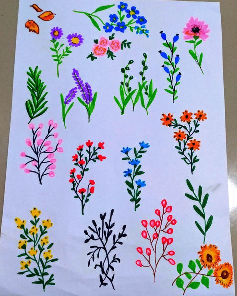 Stylized Flowers Drawing, Hand Drawn Flowers Simple, Cute Easy Flower Drawings Simple, Simple Flower Drawing Doodles Hand Drawn, How To Draw Cute Flowers, Corner Drawing Ideas, Easy Doodle Art Flower, Doodles For Letters, Tiny Flowers Drawing