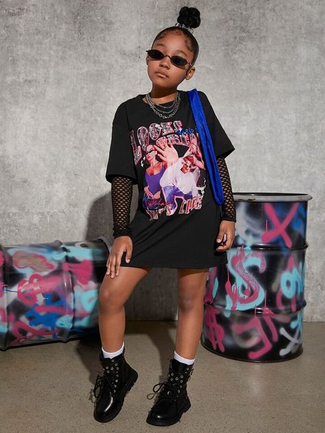 90s Jersey Dress Outfit, Graphic Tee Dress Outfit, Skateboard Girl Outfits, Graphic Tee Outfit Black Women, Figure Graphic Tee, Plus Size Baddie Outfits, Shein Kids, Fashion Baby Girl Outfits, Graphic Tee Dress