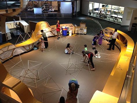 Makerspace Design, Space Lab, Maker Labs, Campus Design, Cozy Coffee Shop, Maker Space, School Interior, Maker Project, Diy Tops