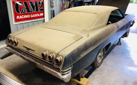 Chevrolet Impala 1965, 65 Chevy Impala, Barn Finds Classic Cars, Project Cars For Sale, Impala For Sale, Car Hood Ornaments, Chevy Impala Ss, Classic Cars Chevy, Old Muscle Cars