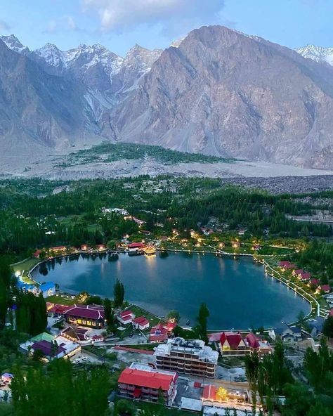 Skardu Aesthetic, Pakistan Culture Aesthetic, Beautiful Places In Pakistan, Pakistan Aesthetic, Skardu Valley, Pakistan Country, Images Of Love, Pakistan Pictures, Pakistan Tourism