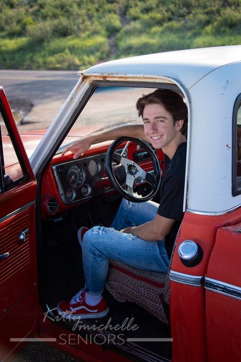 Senior Picture Ideas For Guys Car, Male Senior Pictures Poses With Truck, Senior Picture Ideas For Guys Truck, Guys Senior Pics With Truck, Senior Guy Car Pics, Male Senior Photography, Senior Portraits Male, Male Senior Pictures, Boy Car