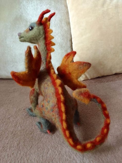 Needle Felted Dragons, Needle Felting Dragon, Needle Felt Dragon, Felted Unicorn, Felted Dragon, Tovad Ull, Kim V, Felt Dragon, Felt Animal Patterns