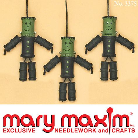 Make these Frankenstein decorations for Halloween. This is a downloadable (non paper) pattern. For questions about yarn requirements, please contact us. After your purchase, you may download the pattern from your account. Spools Ideas, Cotton Reel Craft, Button Snowman, Spool Art, Wooden Spool Crafts, Painted Objects, Cork Ideas, Spool Crafts, Halloween Wood Crafts