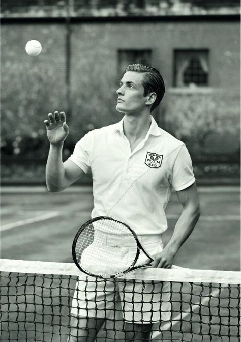 Mode Tennis, Tennis Court Photoshoot, Tennis Photoshoot, Tennis Photography, Tennis Aesthetic, Tennis Outfits, Preppy Boys, Preppy Mens Fashion, Preppy Men