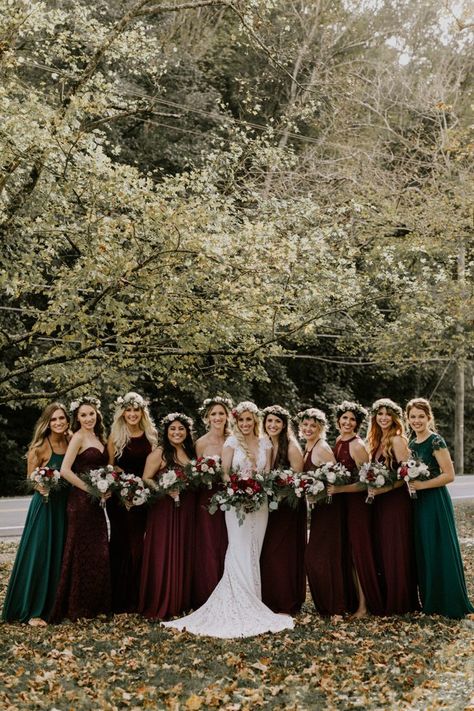 Green And Burgundy Wedding, Emerald Green Bridesmaid Dresses, Bridal Parties Colors, Fall Wedding Bridesmaids, Wedding Photography Bridal Party, Green Wedding Colors, Bridesmaid Colors, Burgundy Bridesmaid, Joy Photography