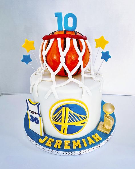 Basketball cake, sports cake, fondant cake, birthday cake, Stephen Curry cake Stephen Curry Cake, Stephen Curry Birthday, Golden State Warriors Cake, Warriors Cake, Sports Cake, Golden State Warriors Logo, Golden State Basketball, Basketball Cake, Basketball Birthday Parties