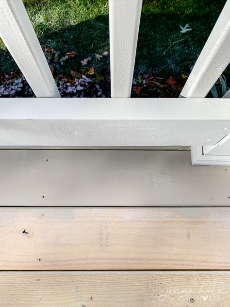 How to paint a new wood deck with Sherwin Williams solid wood stain to achieve a modern white and gray finish. Benjamin Moore Maritime White, Solid Stain Deck, Grey Fences, Deck Diy, Pool Deck Plans, Fence Stain, Patio Deck Designs, Deck Paint, Deck Posts