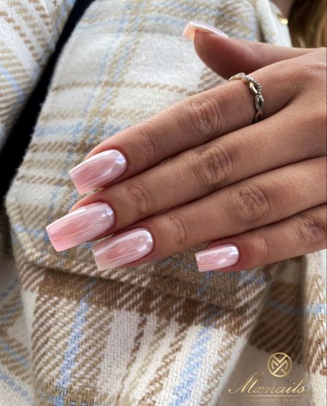 Shiny Square Nails, Chrome Pink Square Nails, Glass Pink Nails, Hailey Bieber Nails Square, Nude Chrome Nails Square, Pink Glass Nails, Pink Chrome Nails Square, Square Nails Chrome, Pink Mirror Nails