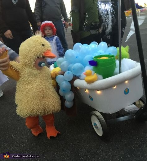 Rubber Duckie in the Bathtub - Halloween Costume Contest via @costume_works Rubber Ducky Halloween Costume, Rubber Duckie Halloween Costume, Duck Family Costume, Wonderfold Wagon Costumes, Rubber Duck Halloween Costume, Rubber Ducky Costume, Family Duck Costume, Rubber Duck Costume Diy, Bathtub Halloween Costume