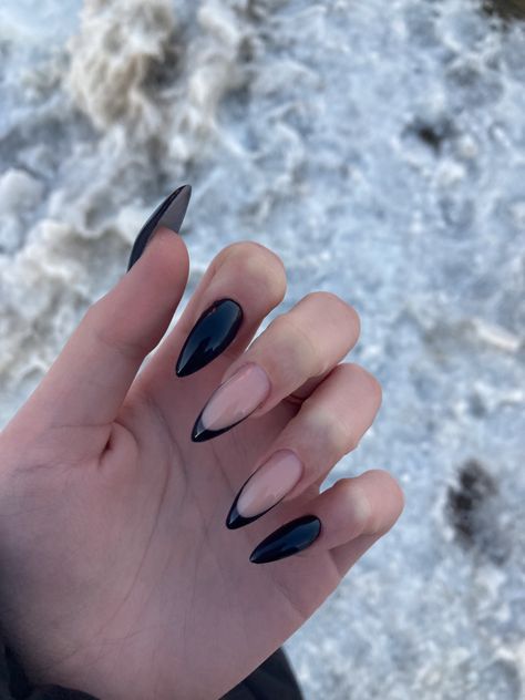 #fashion #instagram #aesthetic #nails Tumblr Nails Aesthetic, Nails Arrow, Arrow Nails, Aesthetic Nails, Nails Aesthetic, Nails Art, Instagram Aesthetic, Nail Inspo, Nail Art