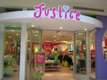 My DREAM is to spend a day at Justice with Rileigh and play dress up with all the cute clothes there!!! Maybe we could get a couple of outfits too! ;) Justice Clothes, Justice Store, 2010s Nostalgia, Nostalgia Aesthetic, Justice Clothing, 2000s Nostalgia, Girls Life, Playing Dress Up, Childhood Memories