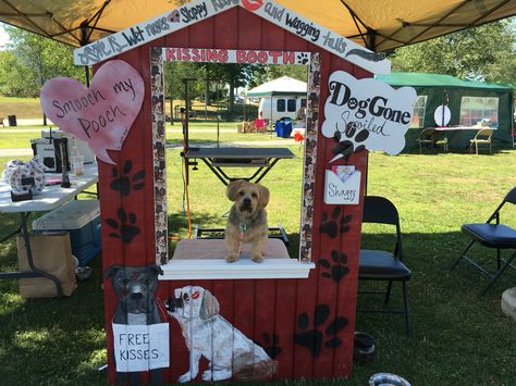 Doggie kissing booth, dog vendor booth #DogGoneSpoiled Dog Backdrop Ideas, Dog House Trunk Or Treat, Trunk Or Treat With Dogs, Trunk Or Treat Ideas With Dogs, Dog Treat Vendor Booth Ideas, Dog Trunk Or Treat Ideas, Dog Photo Booth, Photo Booth Photos, Dog Event