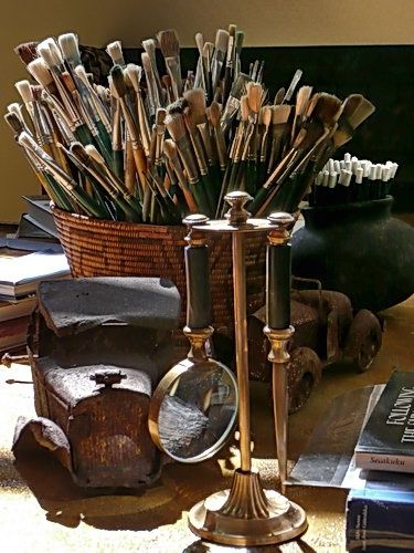 Vibeke Design, Vintage Vignettes, My Art Studio, Food Crafts, Art Brushes, Art Tools, Still Life Painting, Space Art, Art Studios