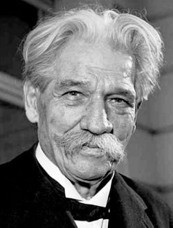 Albert Schweitzer Poetic Images, Organ Music, Albert Schweitzer, Extraordinary People, People Of Interest, Nobel Peace Prize, Inventors, Person Of Interest, Living Things