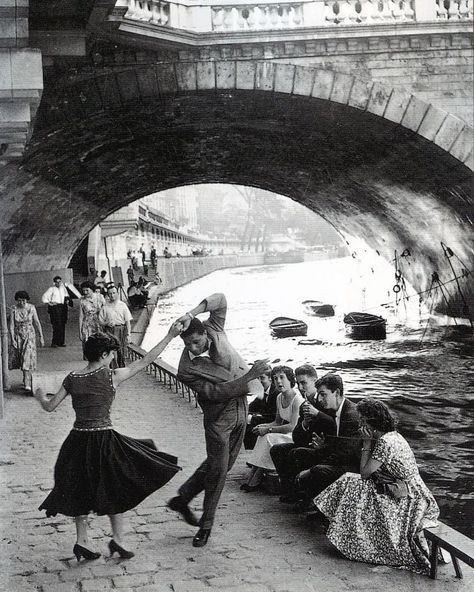 Vintage Parisian, French Aesthetic, African Dance, Old Paris, Paris Aesthetic, Rock N’roll, Postcard Collection, Vintage Paris, Jolie Photo